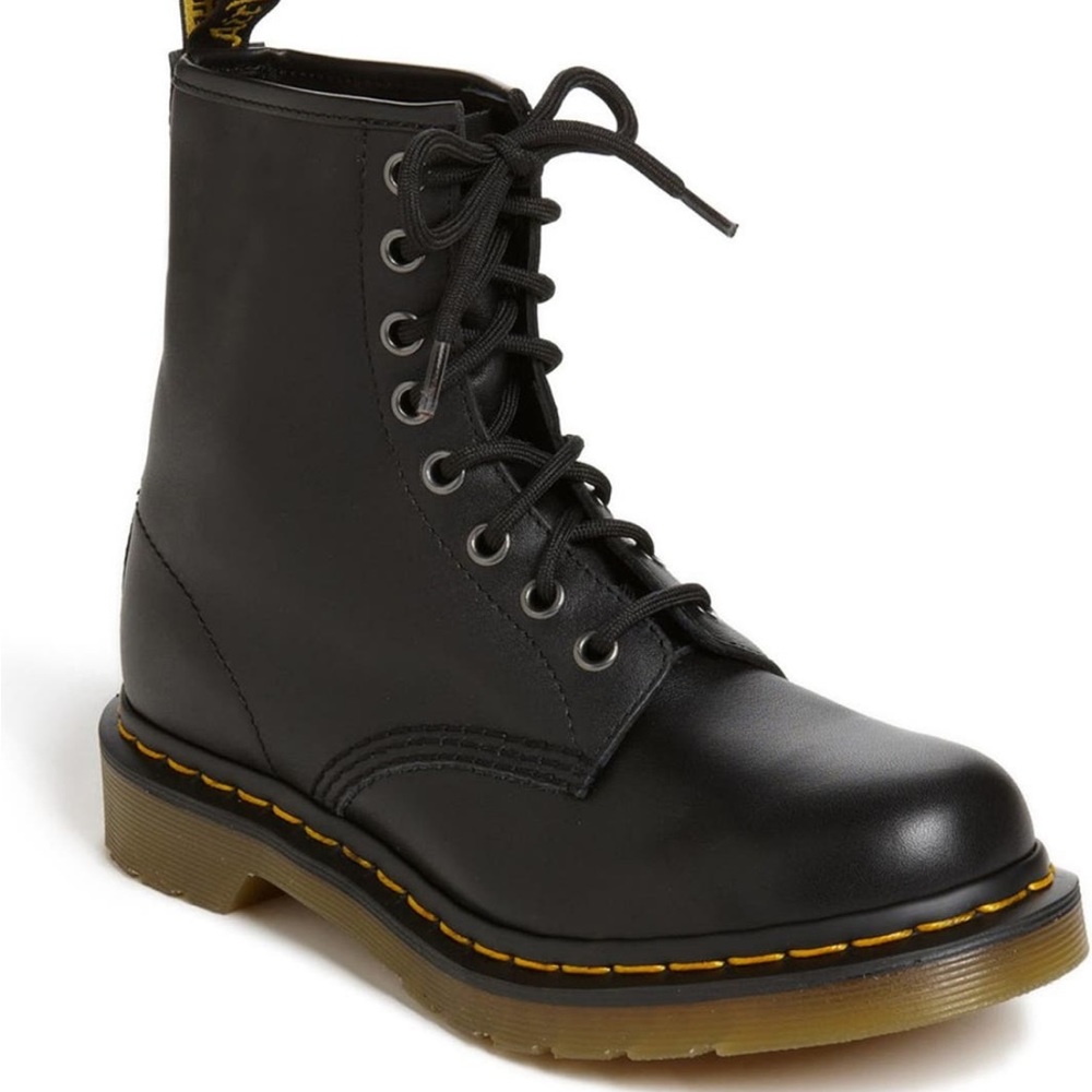 Dr. Martens 1460 W Boot